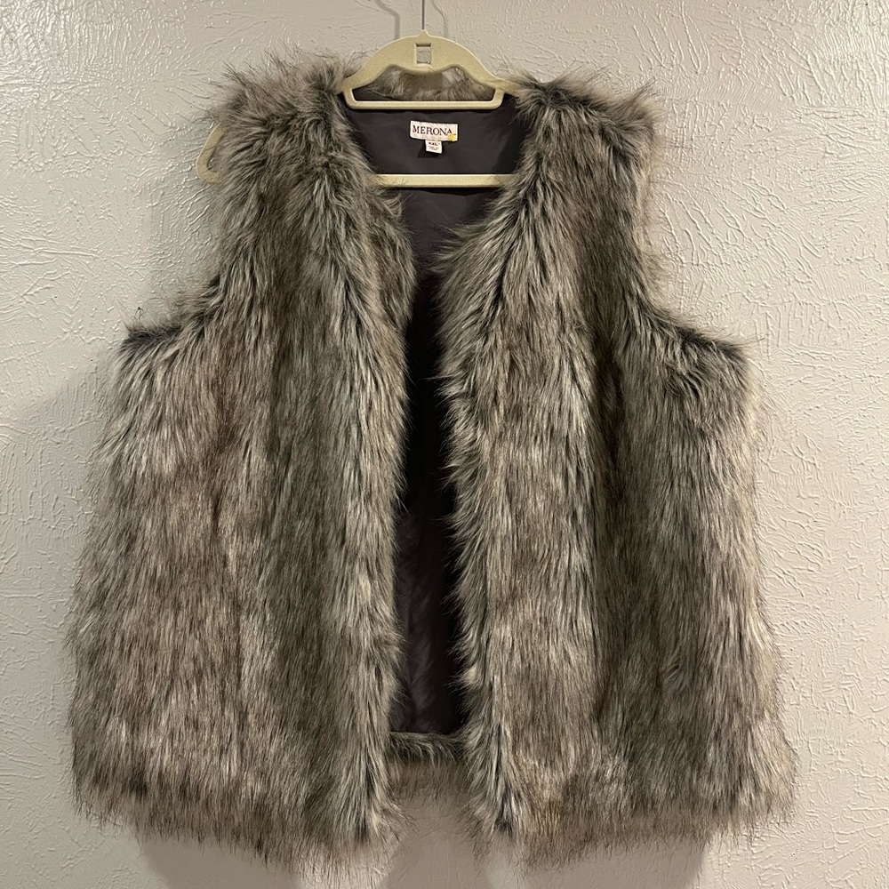 Merona Gray Faux Fur Vest